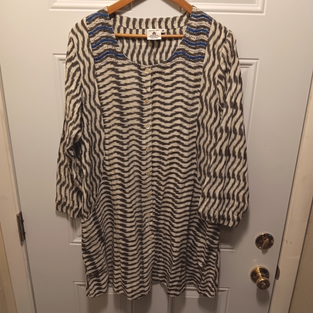 Dignity Not Charity Tunic Artsy Women's Medium 100% Cotton